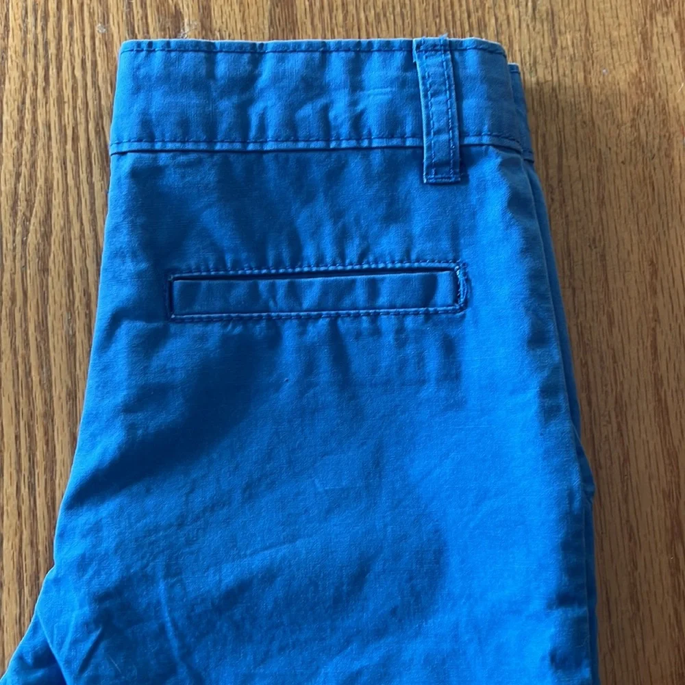Carter’s size 8 kids blue flat front cotton shorts. NWT